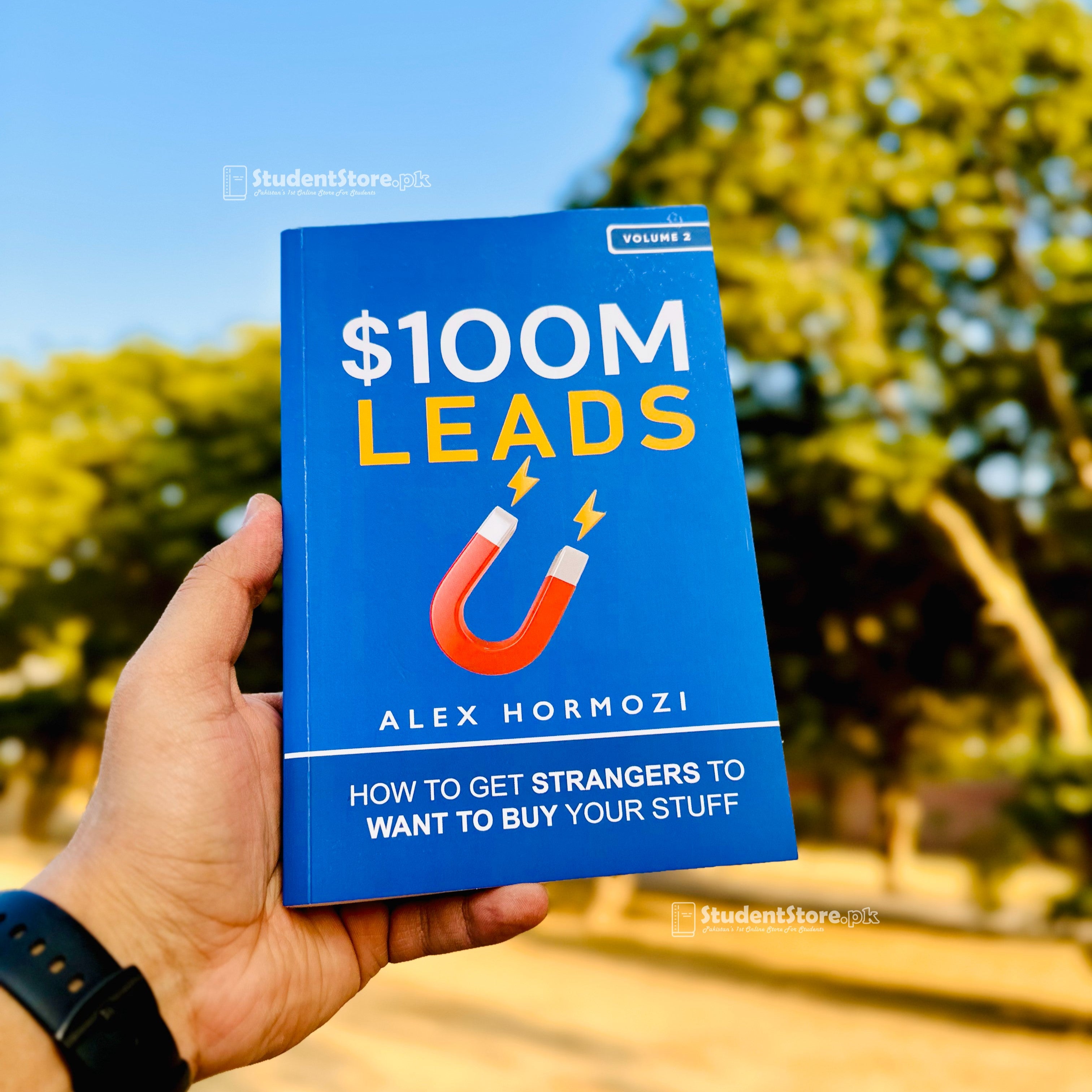 $100M Leads: How to Get Strangers To Want To Buy Your Stuff by Alex Hormozi